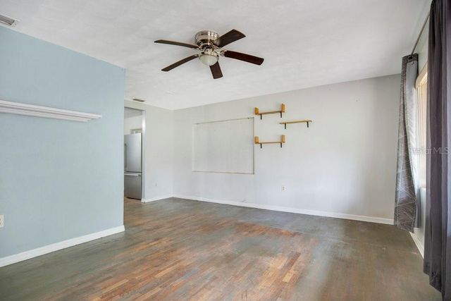 525 S DEXTER AVENUE, Deland, FL 32720