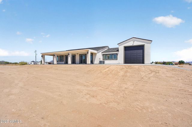 3533 N SADDLE VISTA Road, Tonopah, AZ 85354
