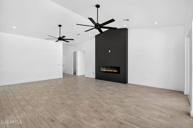 3533 N SADDLE VISTA Road, Tonopah, AZ 85354