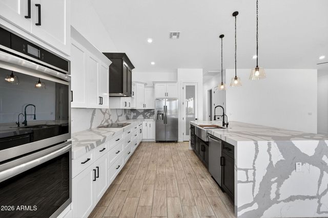3533 N SADDLE VISTA Road, Tonopah, AZ 85354