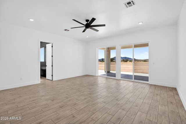 3533 N SADDLE VISTA Road, Tonopah, AZ 85354