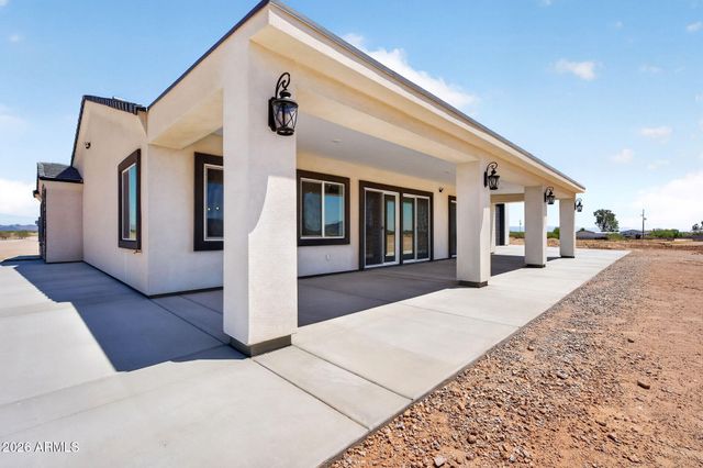 3533 N SADDLE VISTA Road, Tonopah, AZ 85354