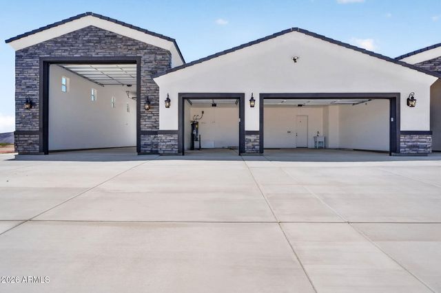 3533 N SADDLE VISTA Road, Tonopah, AZ 85354