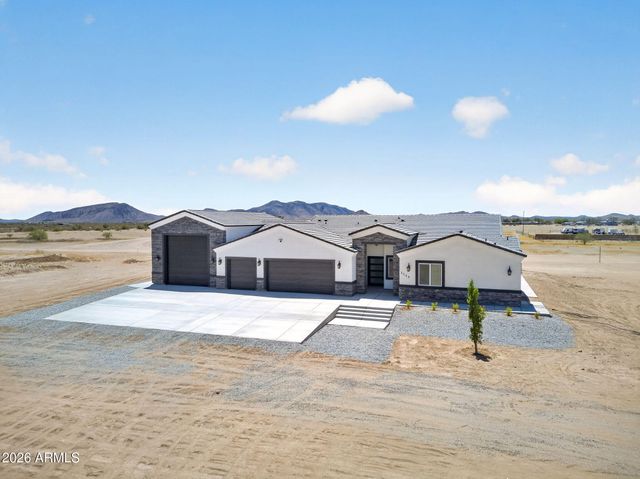 3533 N SADDLE VISTA Road, Tonopah, AZ 85354