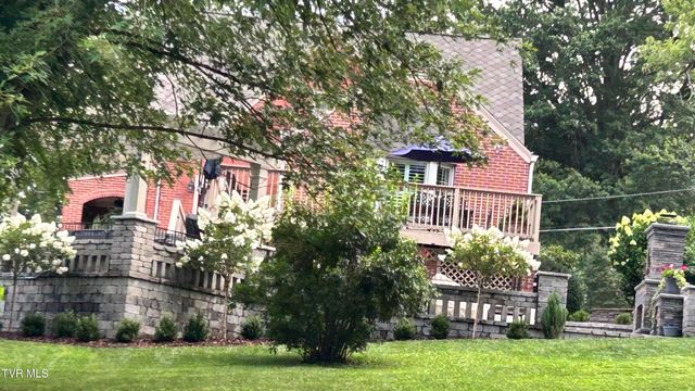 224 Northwest Mason Place, Abingdon, VA 24210