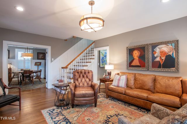 224 Northwest Mason Place, Abingdon, VA 24210