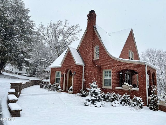 224 Northwest Mason Place, Abingdon, VA 24210