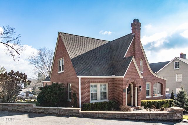 224 Northwest Mason Place, Abingdon, VA 24210