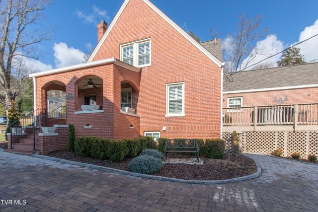 224 Northwest Mason Place, Abingdon, VA 24210