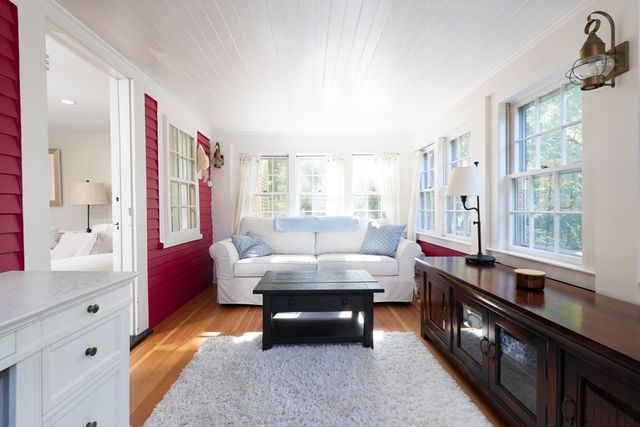 823 Boston Post Road, Weston, MA 02493