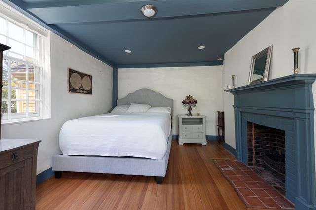 823 Boston Post Road, Weston, MA 02493