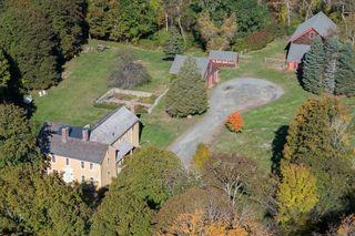 823 Boston Post Road, Weston, MA 02493