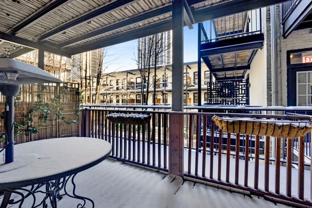 1705 N Crilly Court 2, Chicago, IL 60614