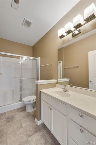 6411 Brookfield Court, St Louis, MO 63129