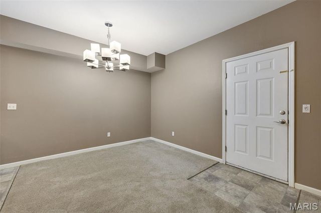 6411 Brookfield Court, St Louis, MO 63129