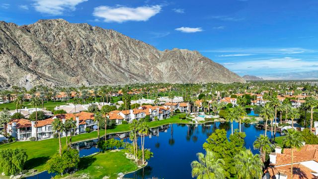 55327 Tanglewood, La Quinta, CA 92253