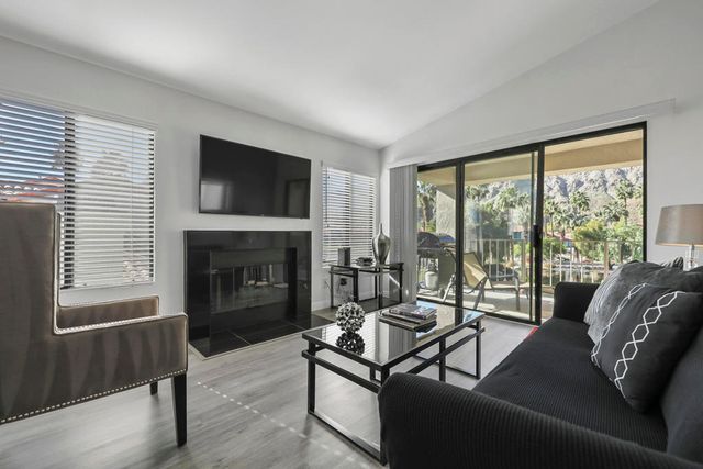 55327 Tanglewood, La Quinta, CA 92253