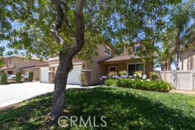 1122 Enchanted, San Jacinto, CA 92582