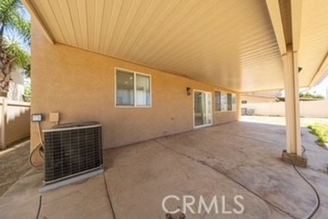 1122 Enchanted, San Jacinto, CA 92582