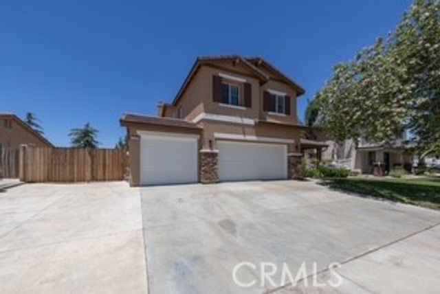 1122 Enchanted, San Jacinto, CA 92582