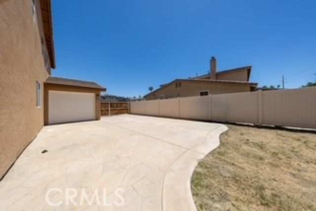 1122 Enchanted, San Jacinto, CA 92582