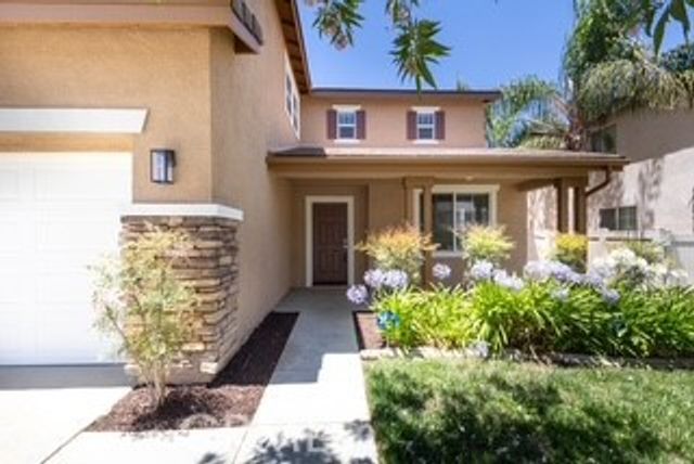 1122 Enchanted, San Jacinto, CA 92582