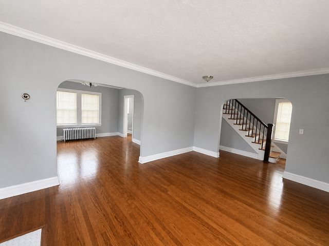 1527 Brookside Avenue, Waukegan, IL 60085