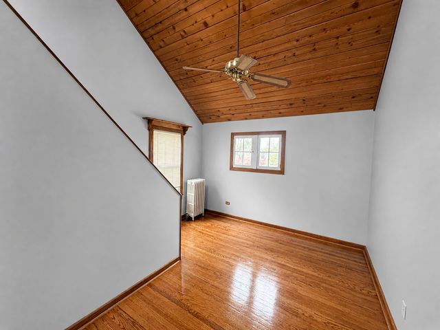 1527 Brookside Avenue, Waukegan, IL 60085