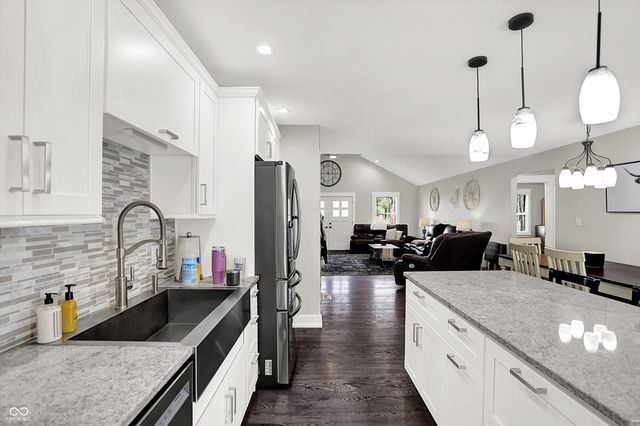 3477 W 100 N, Greenfield, IN 46140