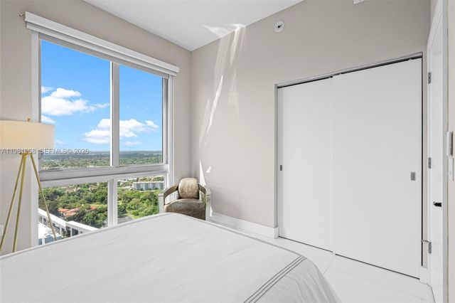 16385 Biscayne Blvd 3201, North Miami Beach, FL 33160