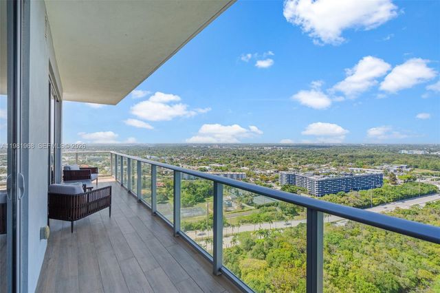 16385 Biscayne Blvd 3201, North Miami Beach, FL 33160