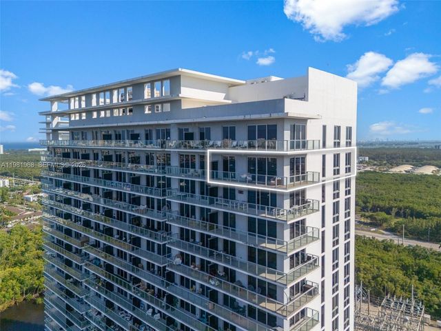 16385 Biscayne Blvd 3201, North Miami Beach, FL 33160
