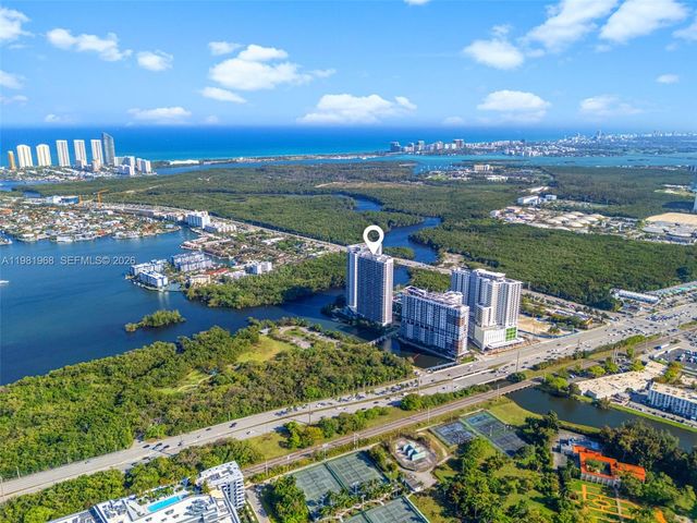 16385 Biscayne Blvd 3201, North Miami Beach, FL 33160