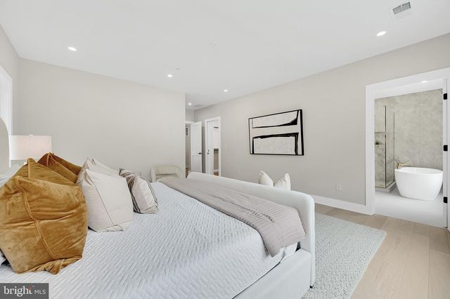 4708 ROSEDALE AVE, Bethesda, MD 20814