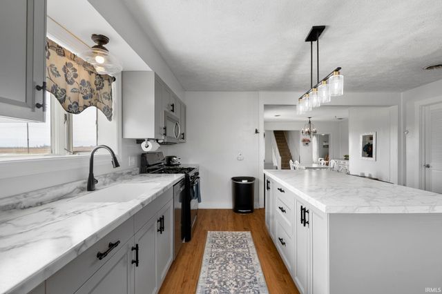 9307 W 1300 S, West Lafayette, IN 47906