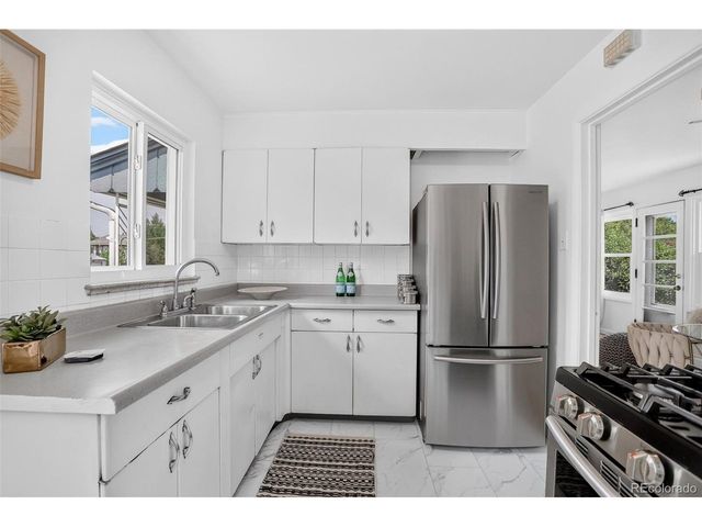 2716 S Madison St, Denver, CO 80210