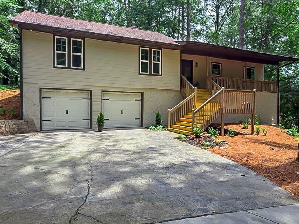 641 Charing Cross Drive, Marietta, GA 30066