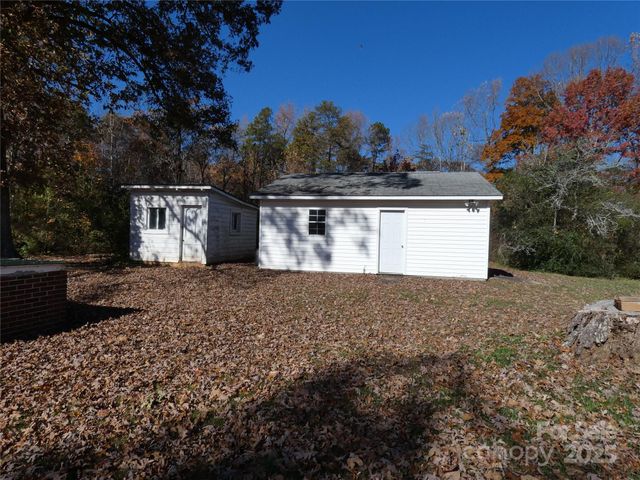 150 Fonda Road, Statesville, NC 28677