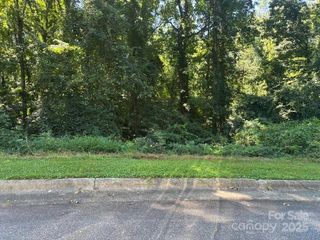 821 & 831 16th Avenue Lane NW, Hickory, NC 28601