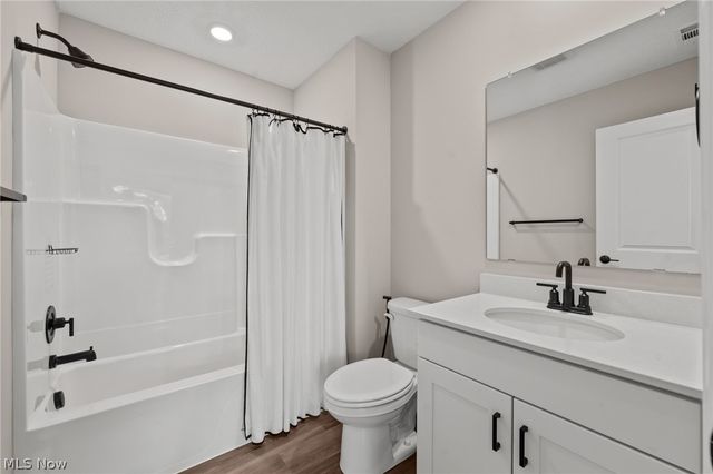 210 Lake Balaton Drive, Orange, OH 44022