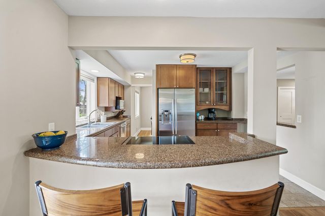 6301 France Avenue S, Edina, MN 55410