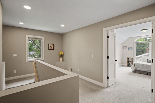 6301 France Avenue S, Edina, MN 55410