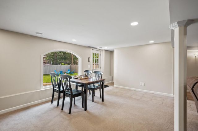 6301 France Avenue S, Edina, MN 55410