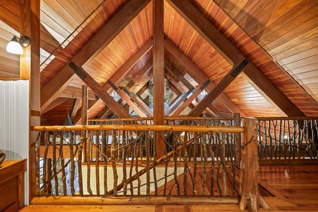 14657 Lakeshore Road, Lakeside, MI 49116