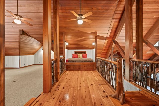 14657 Lakeshore Road, Lakeside, MI 49116