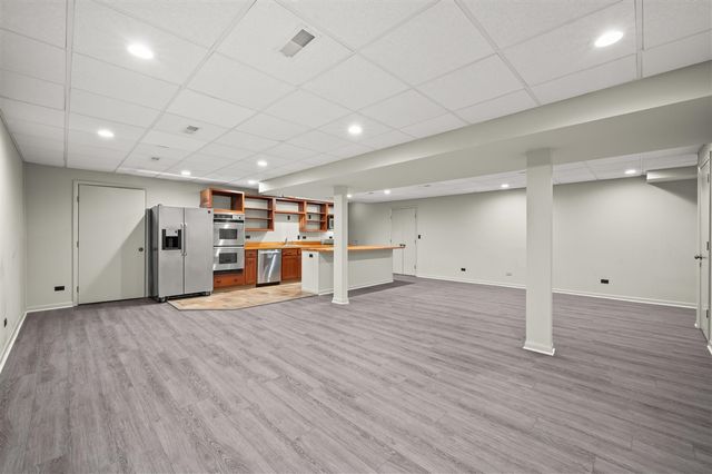 14657 Lakeshore Road, Lakeside, MI 49116