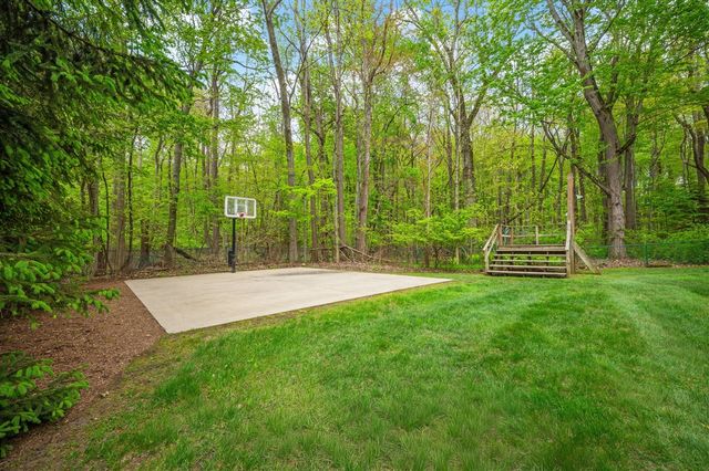 14657 Lakeshore Road, Lakeside, MI 49116