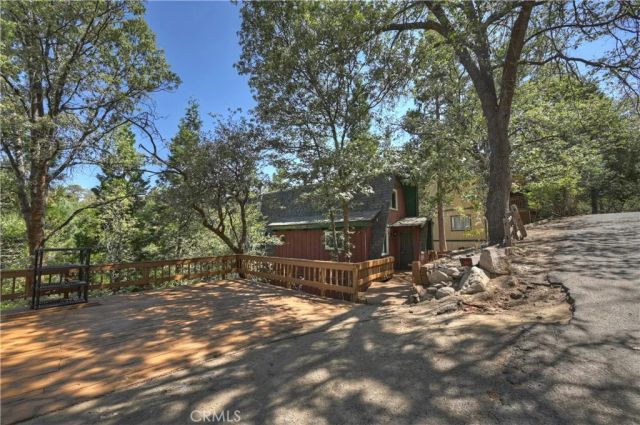 28673 Manitoba, Lake Arrowhead, CA 92352