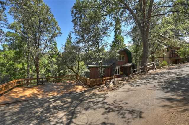28673 Manitoba, Lake Arrowhead, CA 92352