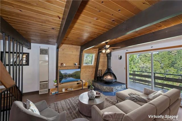 28673 Manitoba, Lake Arrowhead, CA 92352